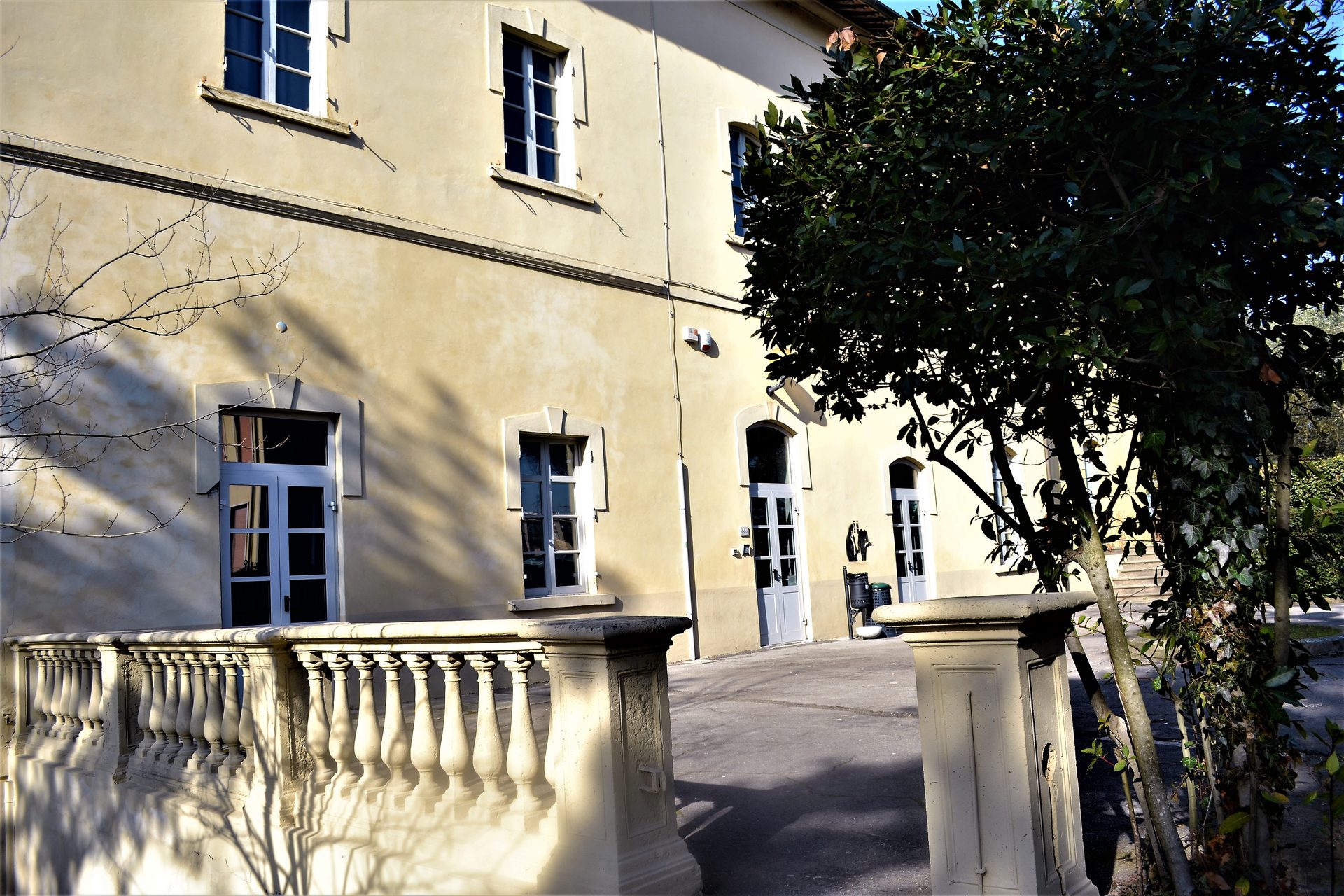 The women's building 311.jpg